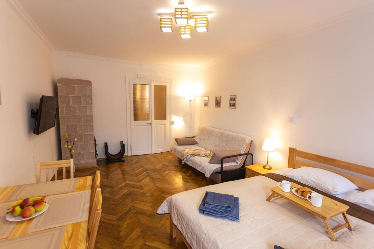 Peaceful Studio On Rynok Square Лвив Екстериор снимка