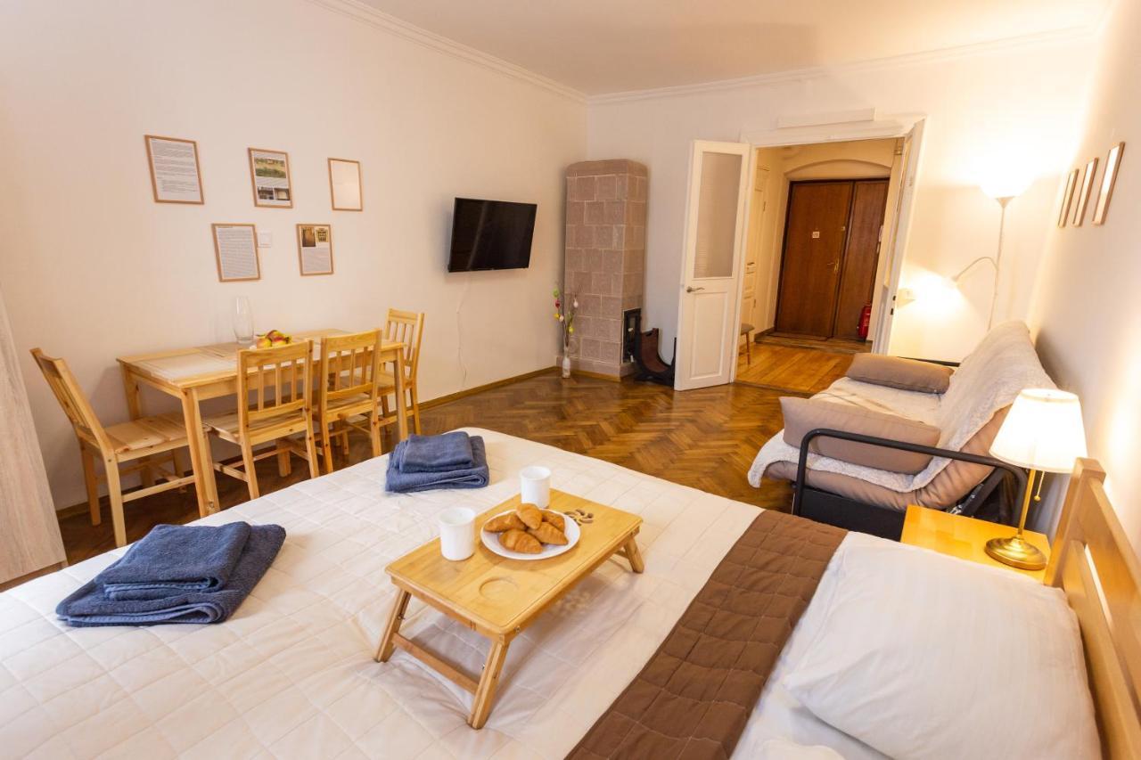 Peaceful Studio On Rynok Square Лвив Екстериор снимка