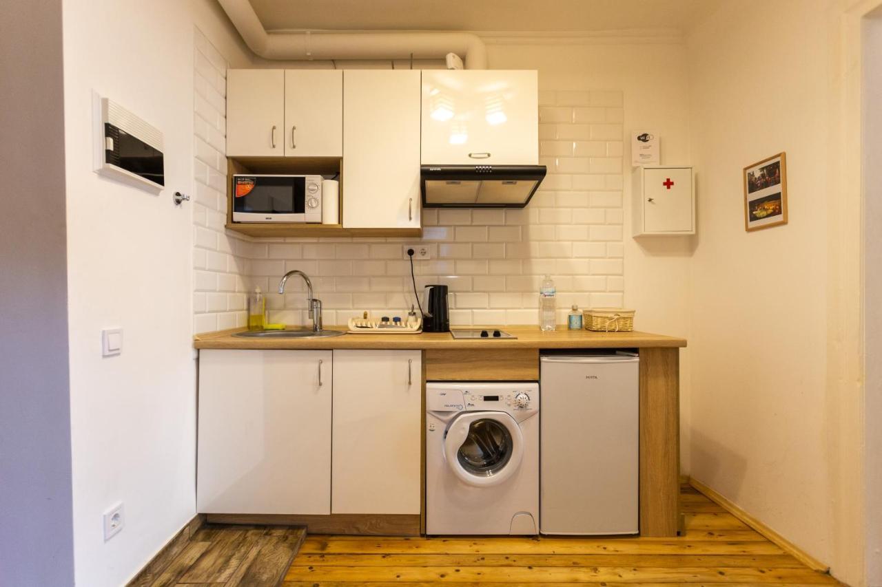 Peaceful Studio On Rynok Square Лвив Екстериор снимка