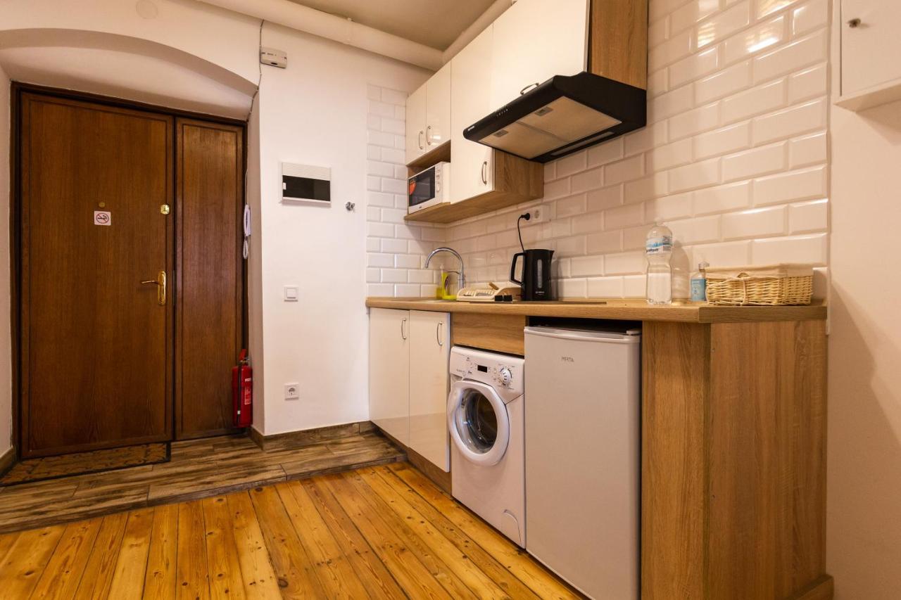 Peaceful Studio On Rynok Square Лвив Екстериор снимка
