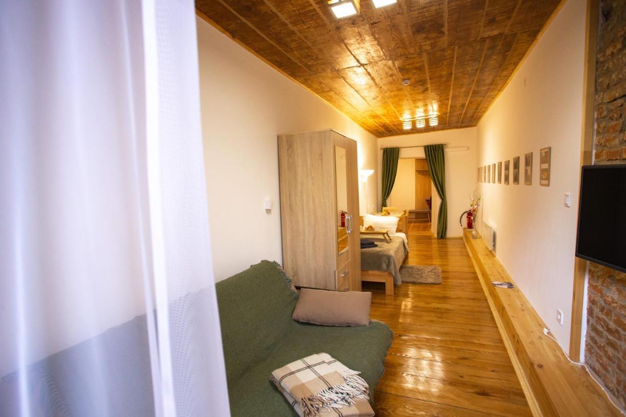 Peaceful Studio On Rynok Square Лвив Екстериор снимка